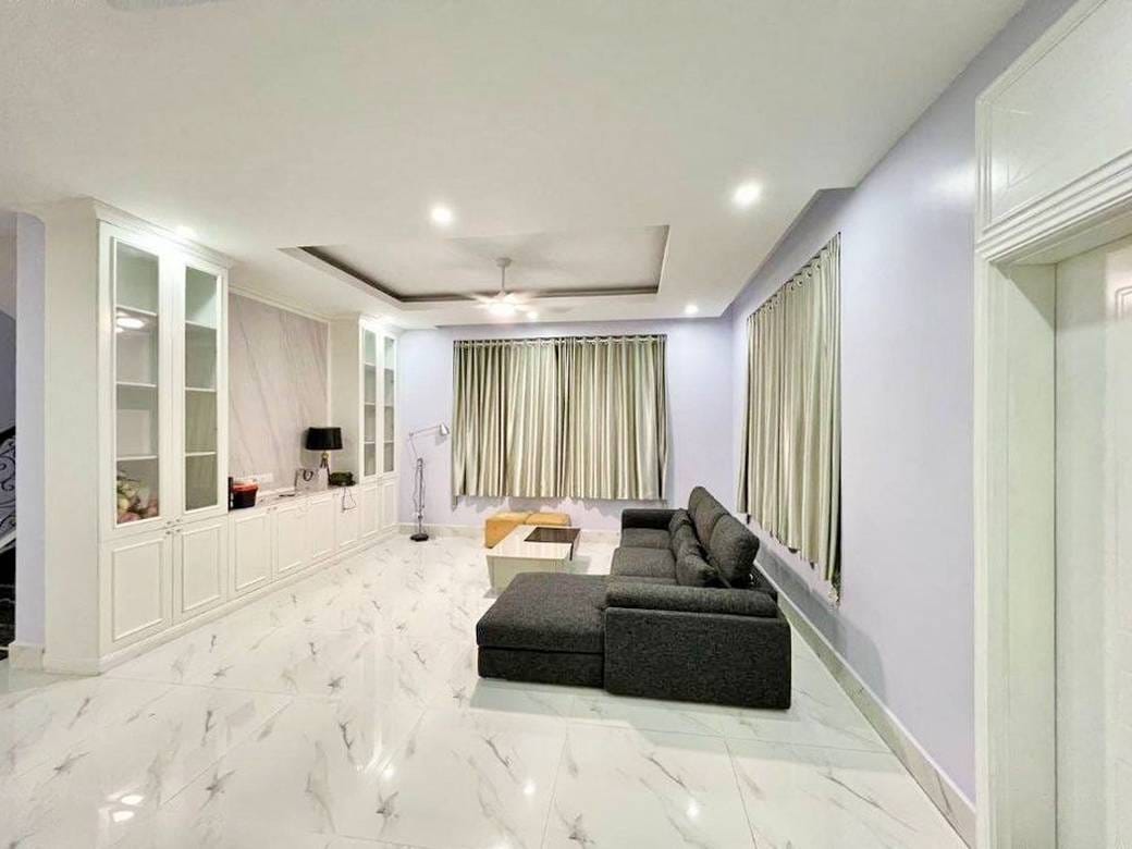 居住面積468.75㎡の別荘For Sale & Rent（Chroy Changvar）