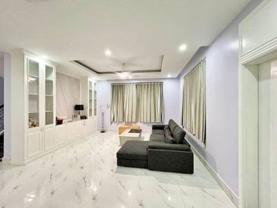 居住面積468.75㎡の別荘For Sale & Rent（Chroy Changvar）