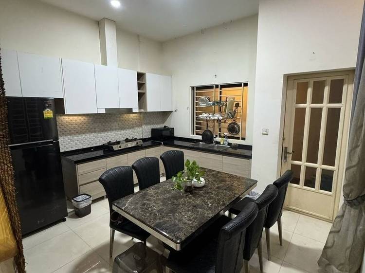 Shophouse For Rent in Nirouth, Chbar Ampov, Phnom Penh
