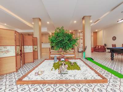 $800,000 Hotel