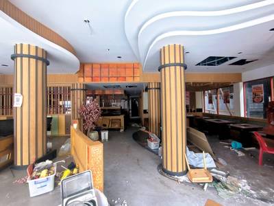 ร้านอาหาร For Sale & Rent พื้นที่ใช้สอย 884 ตร.ม. ใน Boeng Keng Kang