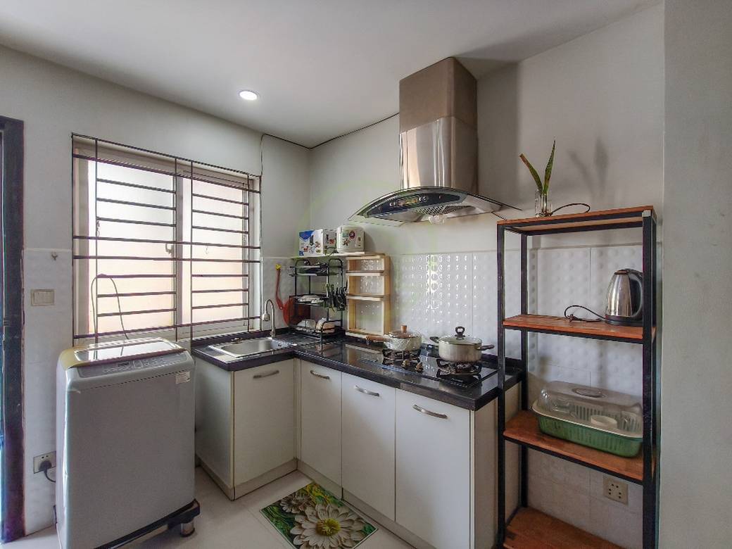 Apartment For Rent with 1 Parking Space
