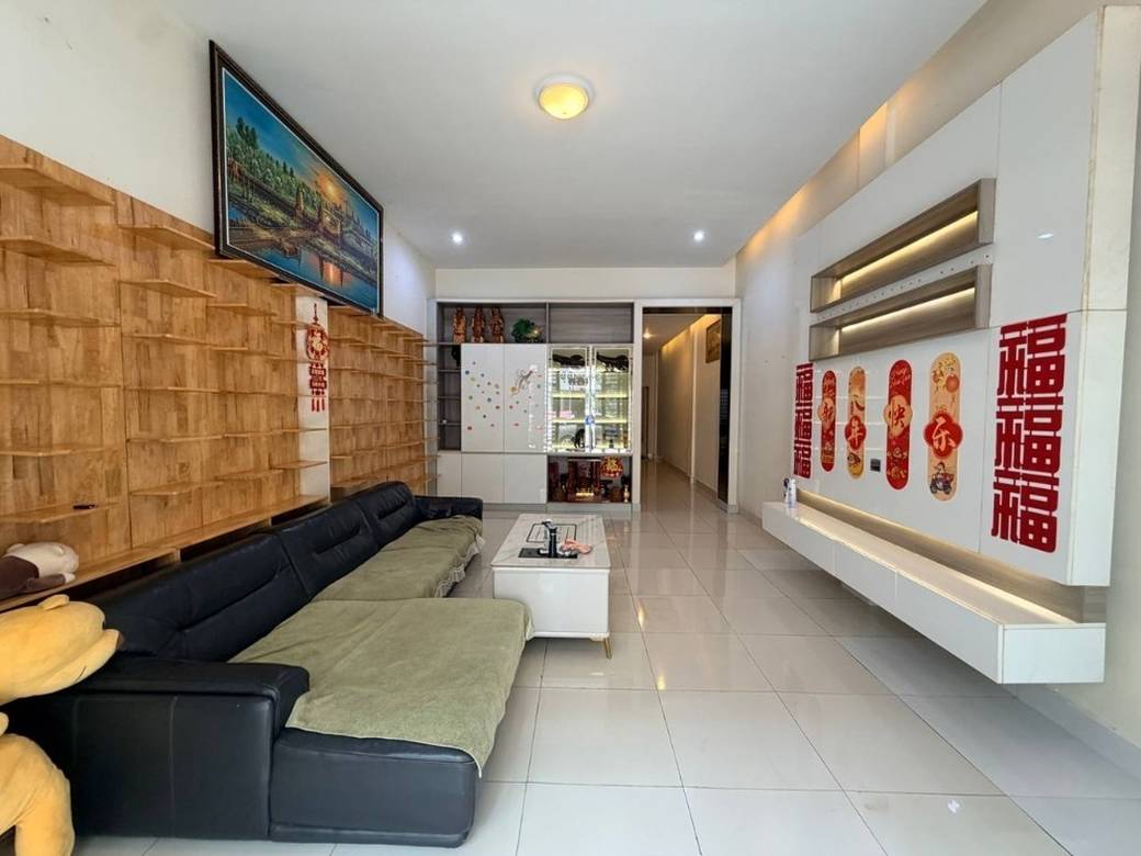 Borey Peng Huoth: The Star Platinum Polaris​ I | $690 Shophouse