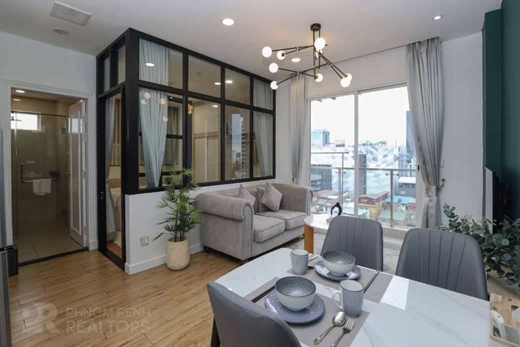 57 sqm Living Size Apartmán se službami K pronájmu in Boeng Keng Kang