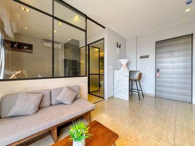 ខុនដូ តម្លៃ $350