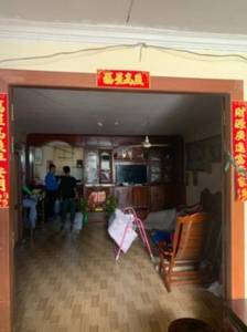 75平方米土地面积的House and lot出售