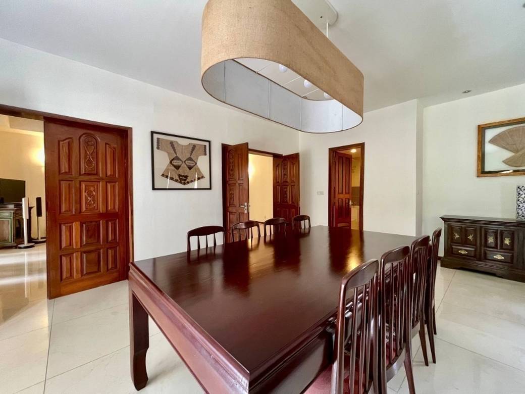 Apartment For Rent in Daun Penh $1,600