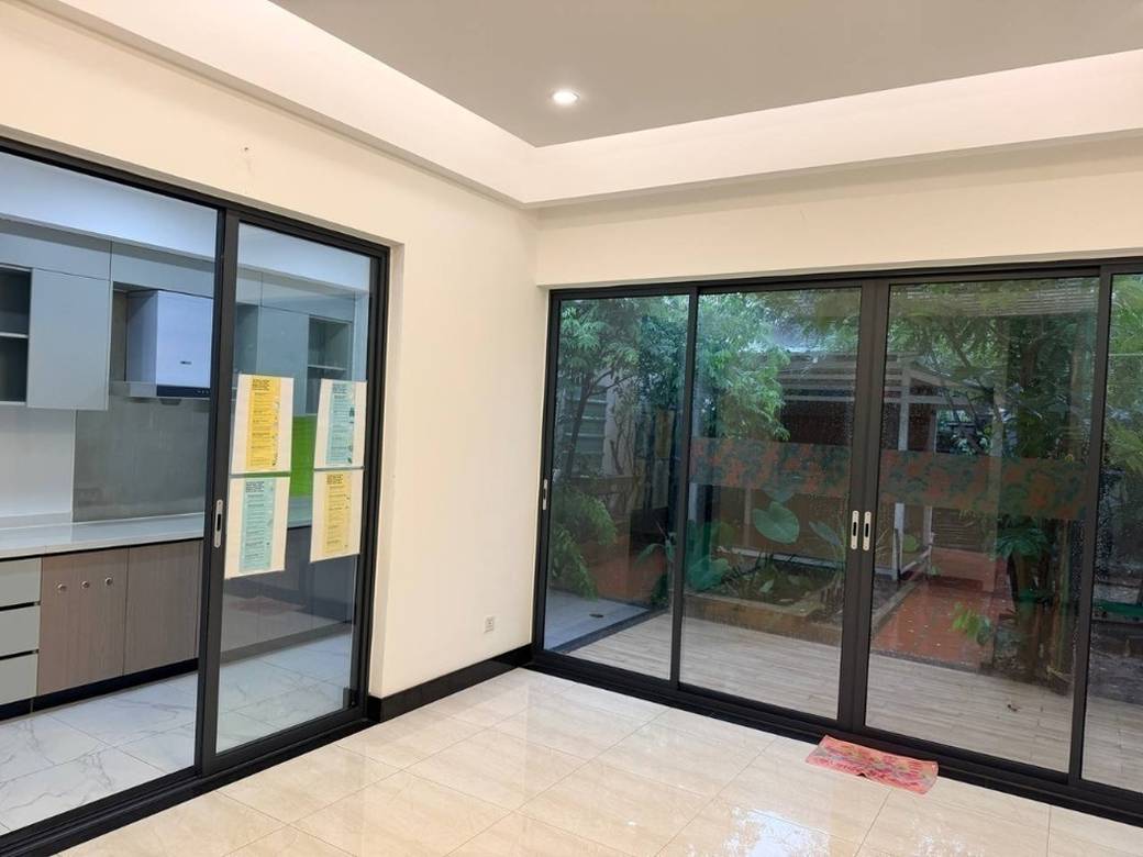 Chroy Changvarの連棟住宅賃貸物件 $1,100