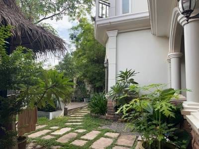 Villa À louer à Siem Reap $900