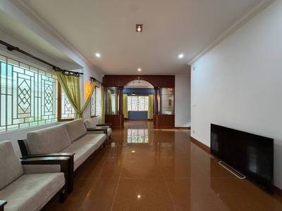 Vila K pronájmu in Tonle Bassac, Chamkarmon, Phnom Penh