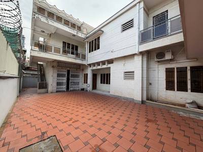 Vila K pronájmu in Tonle Bassac, Chamkarmon, Phnom Penh