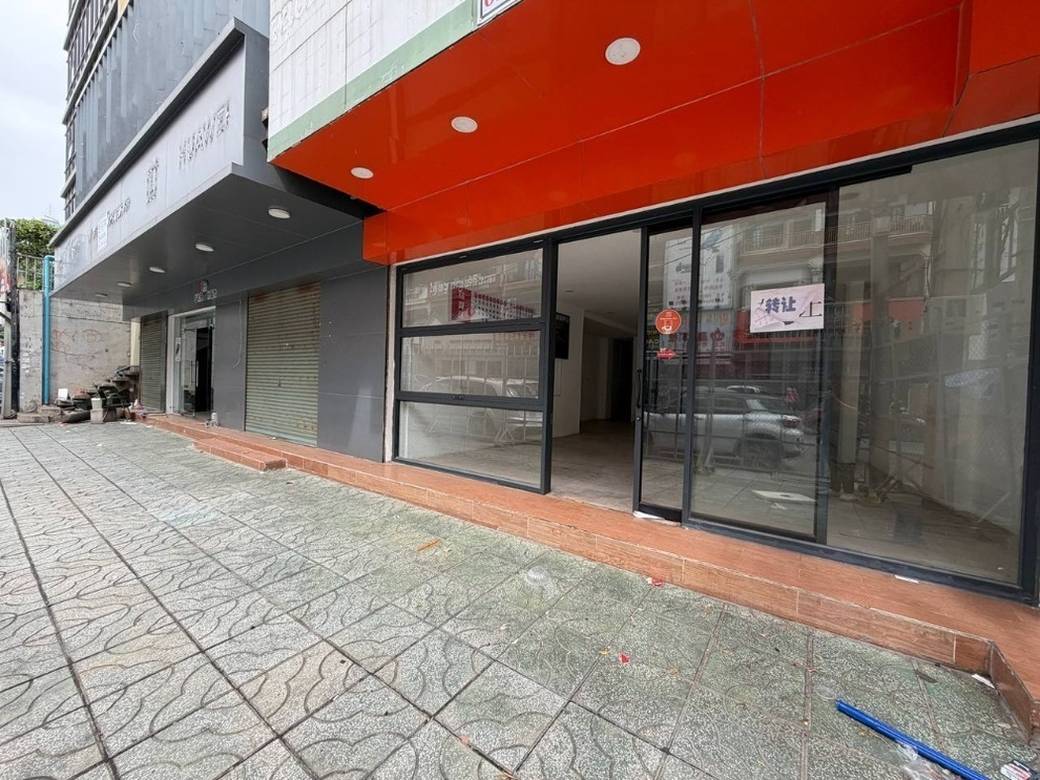 $3,800 Building