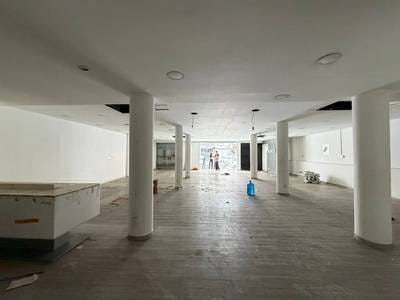 Building For Rent in Chamkarmon $3,800
