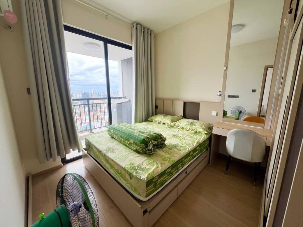 $400 Condo