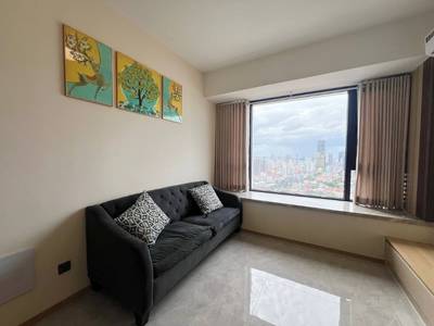 Zařízeno Condo K pronájmu