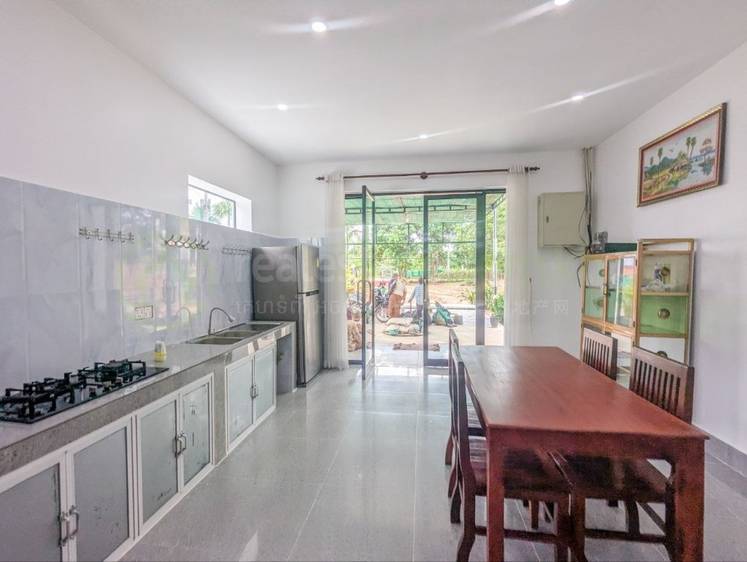 Sala Kamraeuk House and lot For Rent in Sala Kamraeuk