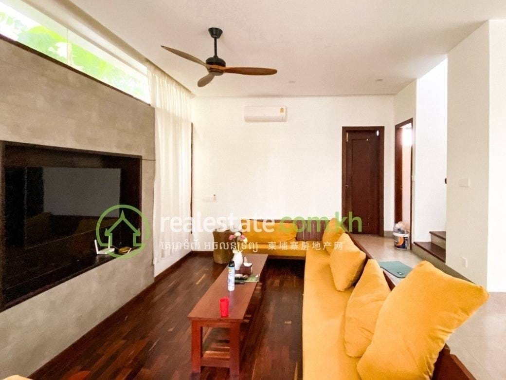 209 sqm Land Size Villa For Sale