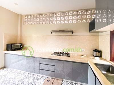 Villa For Sale in Svay Dankum, Siem Reap, Siem Reap