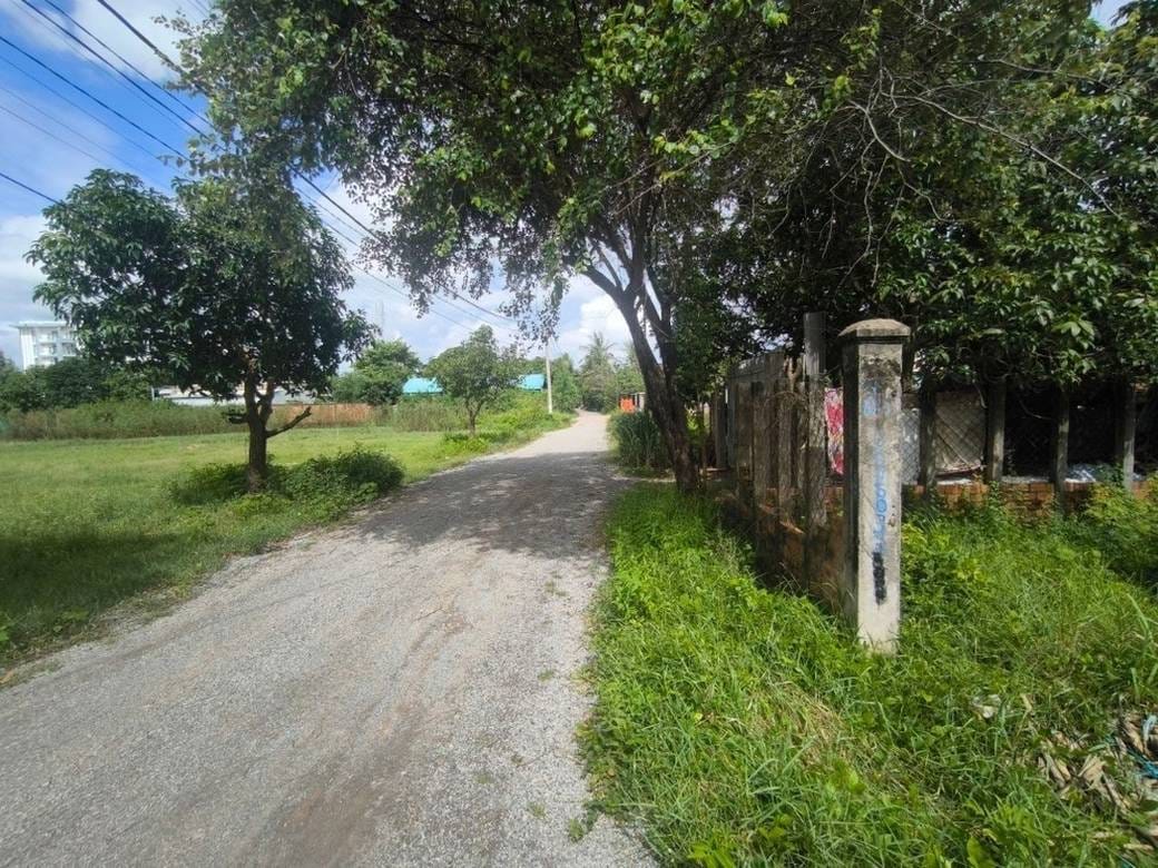 Sala Kamraeuk Lot For Sale in Sala Kamraeuk