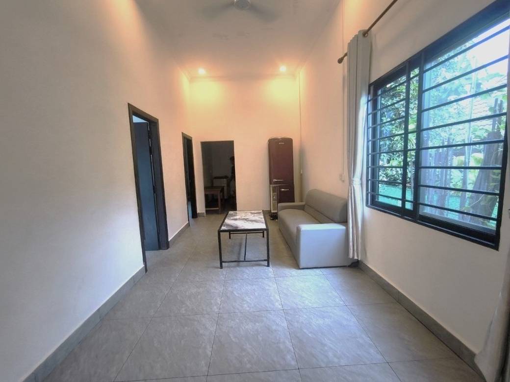 Sala Kamraeuk House and lot For Rent in Sala Kamraeuk