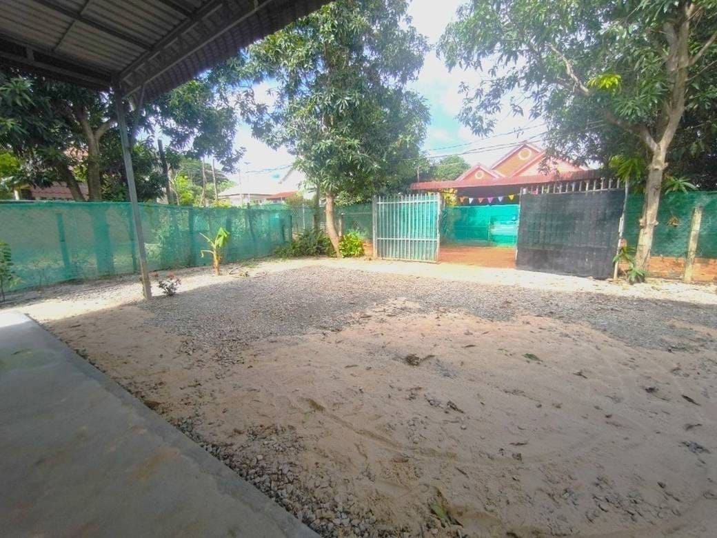 Sala Kamraeuk House and lot สำหรับเช่า ใน Sala Kamraeuk