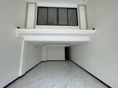$65,000 Link House