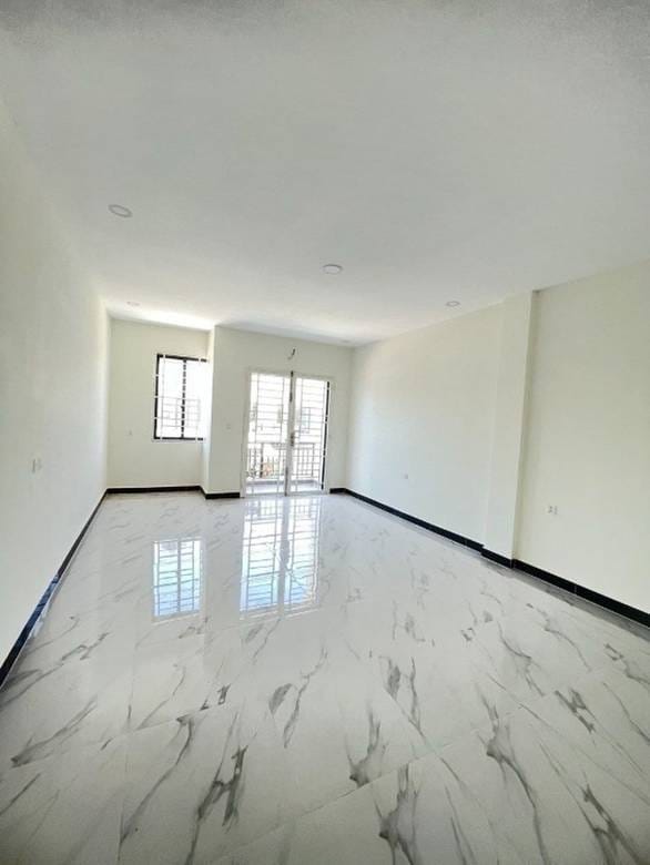 Link House For Sale & Rent in Svay Chrum, Khsach Kandal, Kandal