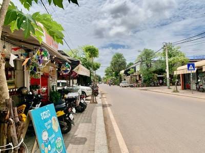 $2,700 CommercialShophouse