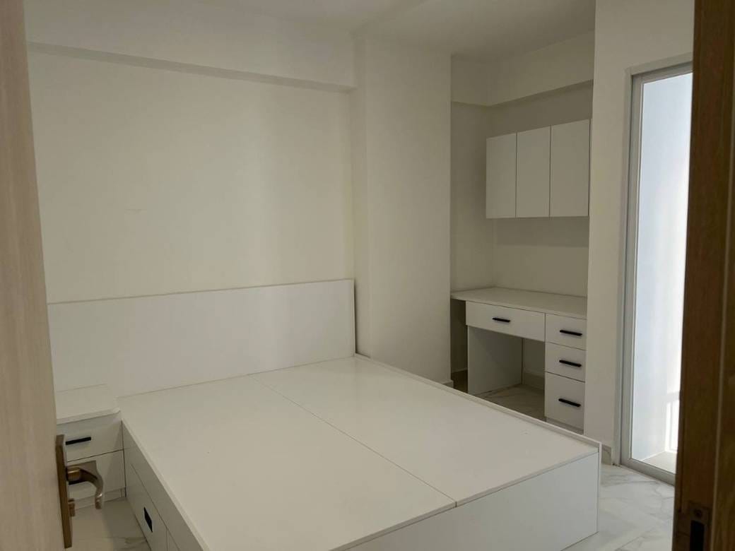 带1个停车位的公寓For Sale & Rent