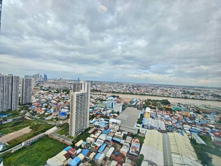 Urban Village Phase 2 | $1,000 Condo