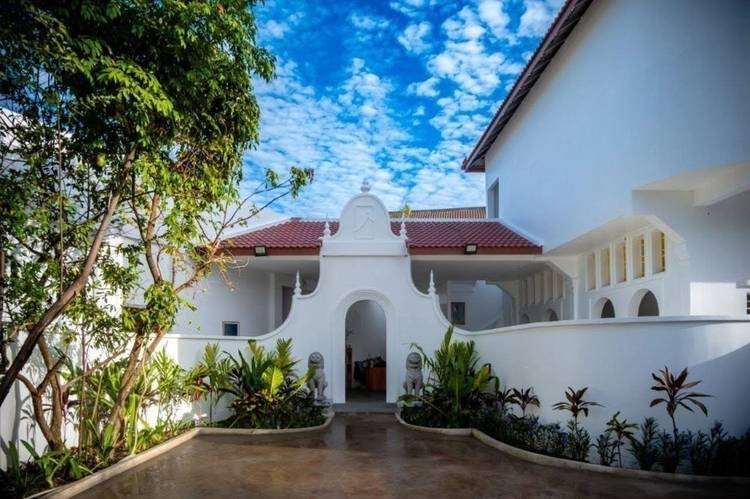 Hotel For Sale in Svay Dankum, Siem Reap