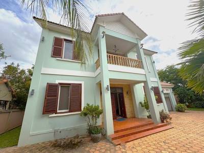 ផ្ទះ តម្លៃ $1,200