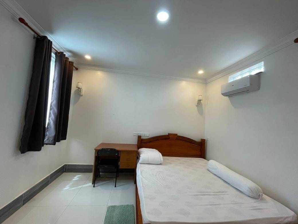 ផ្ទះល្វែង តម្លៃ $200