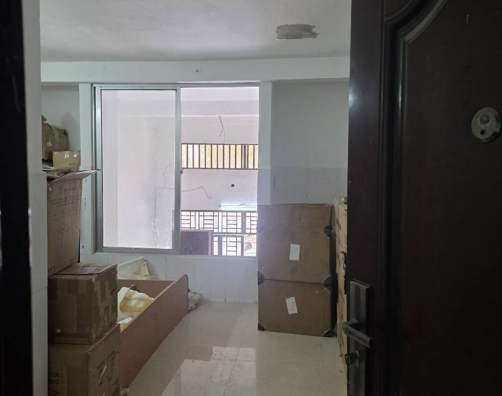 House and lot សំរាប់លក់ មានកន្លែងចតរថយន្ត 1