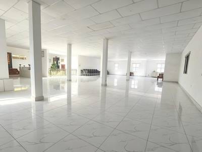 400 sqm Living Size Kanceláře K pronájmu in Toul Kork