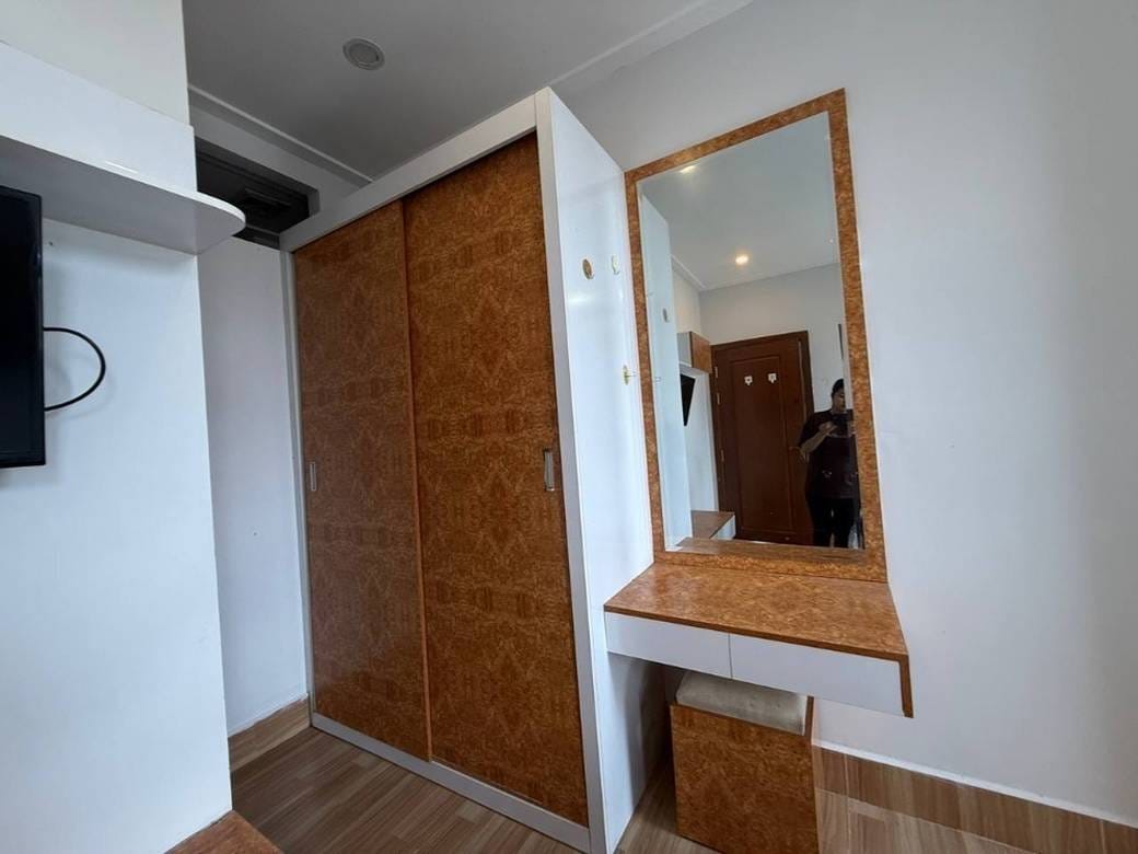 Apartmán K pronájmu with 1 Parking Space