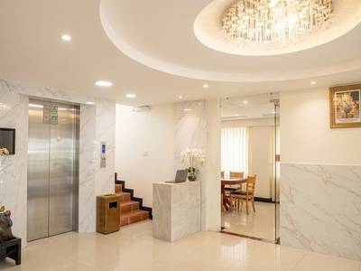 219 sqm Land Size Budova For Sale & Rent