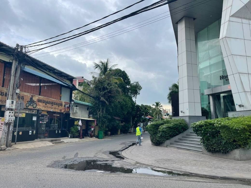 171平方米土地面积的CommercialShophouse出租