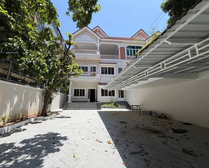 Maison À louer à Boeung Kak 2, Toul Kork, Phnom Penh