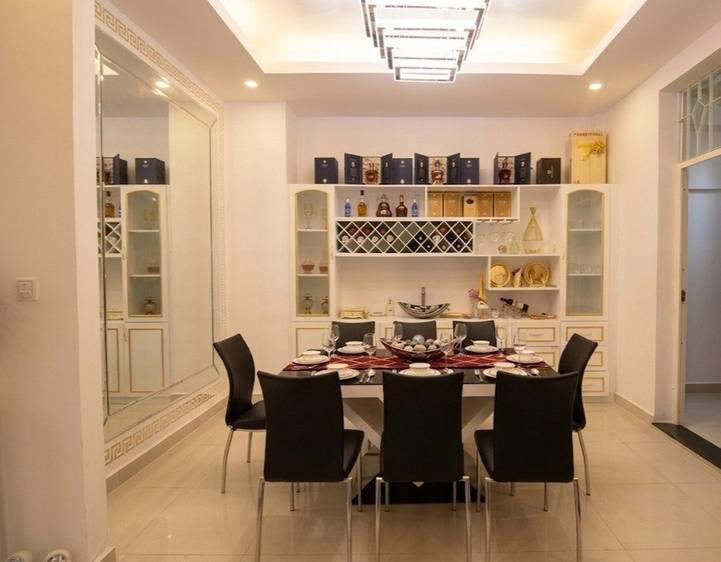 4 Bedrooms Vila For Sale & Rent