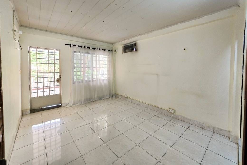 居住面積148㎡の別荘For Sale & Rent（Chamkarmon）