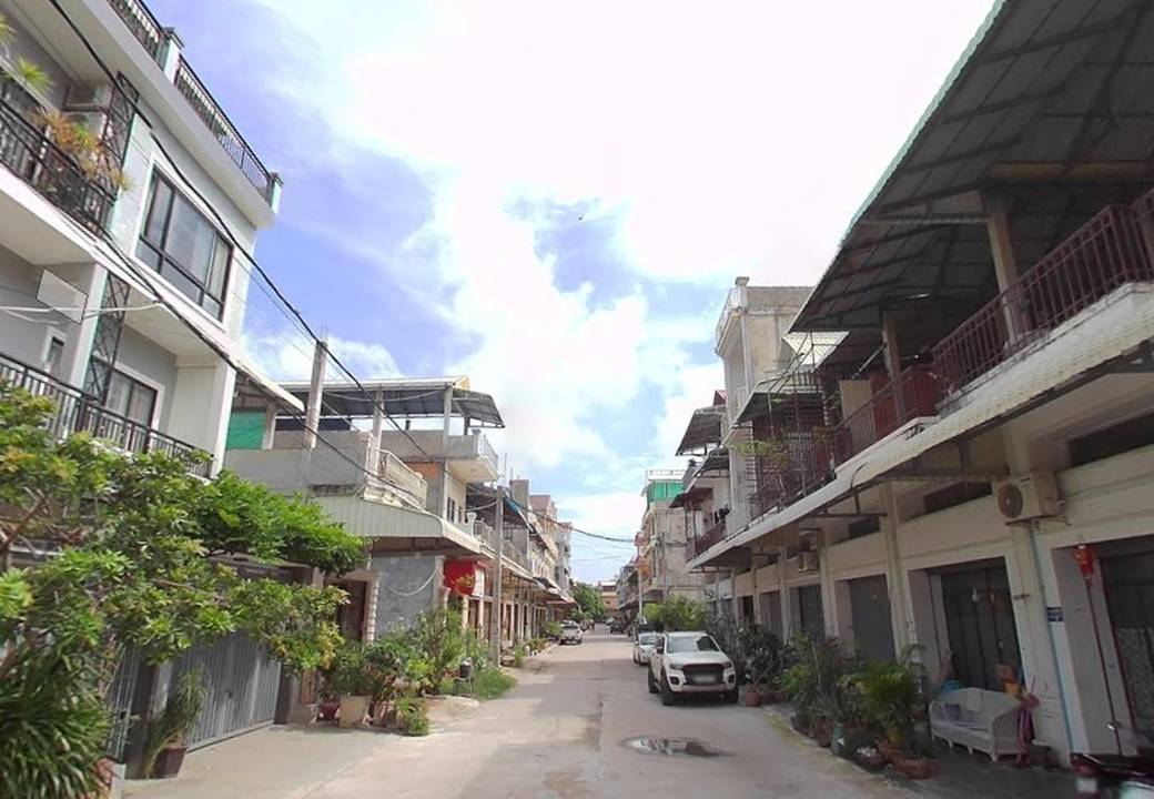House and lot សំរាប់លក់ នៅ ចាក់អង្រែក្រោម, មានជ័យ, ភ្នំពេញ