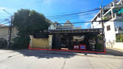 264 sqm Living Size Vila Na prodej in Sen Sok