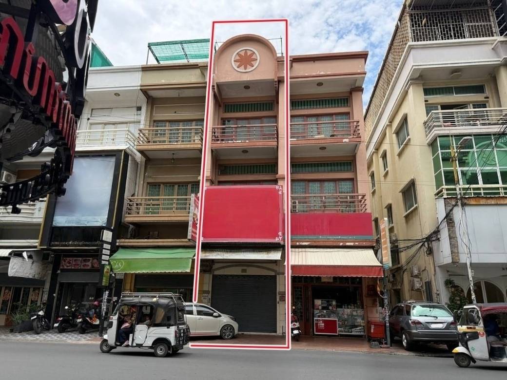 🏦Shop House Available for Urgent Sale at a Special Price (Negotiable).