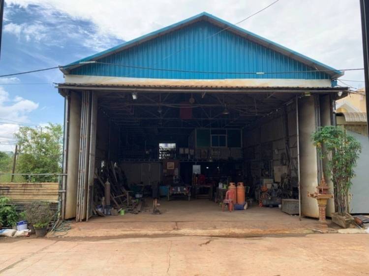 ឃ្លាំង សំរាប់លក់ នៅ Prey Sa, Dangkao, Phnom Penh