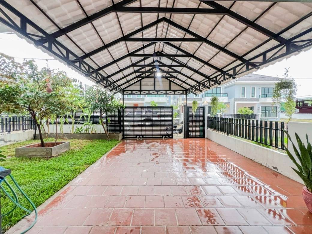 200 sqm Land Size Vila Na prodej
