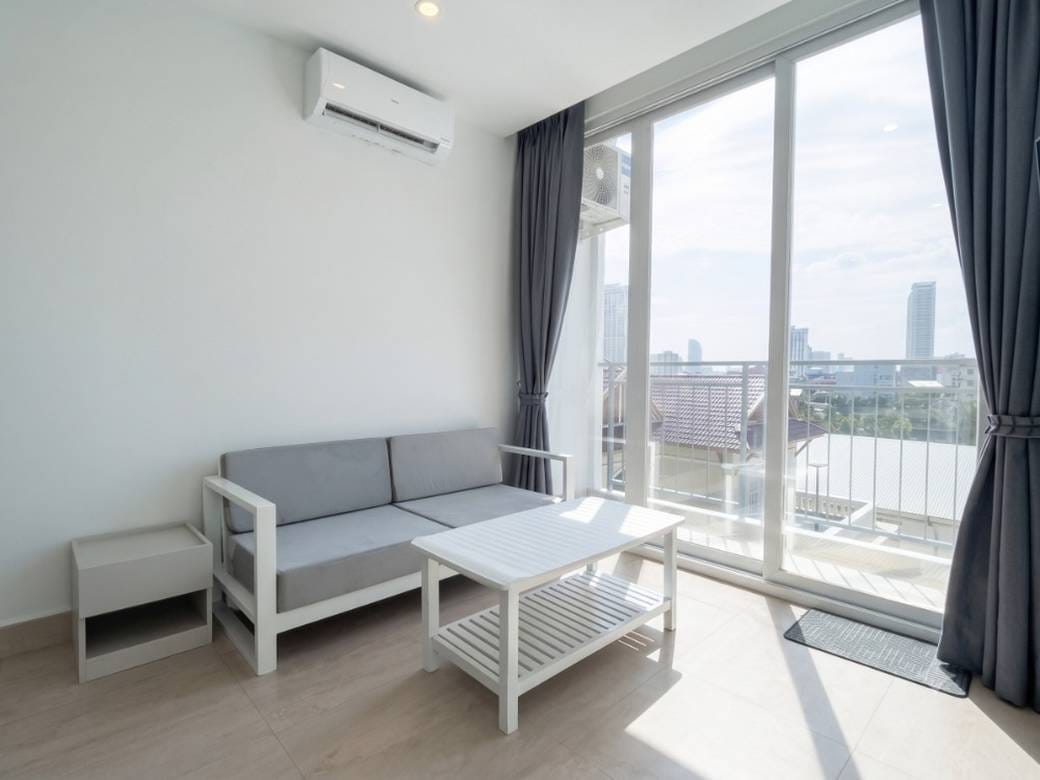 Mekong View Tower III | Condo K pronájmu with 1 Parking Space