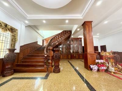 Vila For Sale & Rent in Phsar Daeum Thkov, Chamkarmon, Phnom Penh