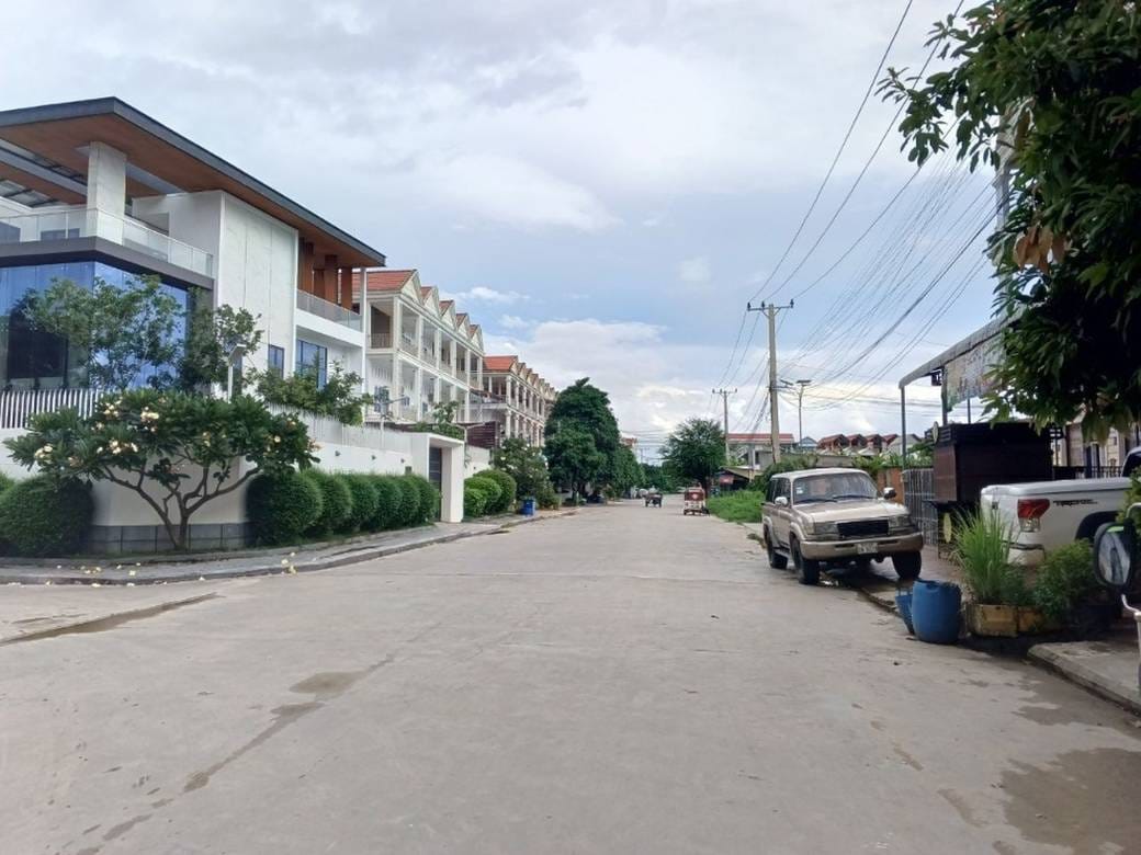 83 sqm Land Size Řadový dům Na prodej