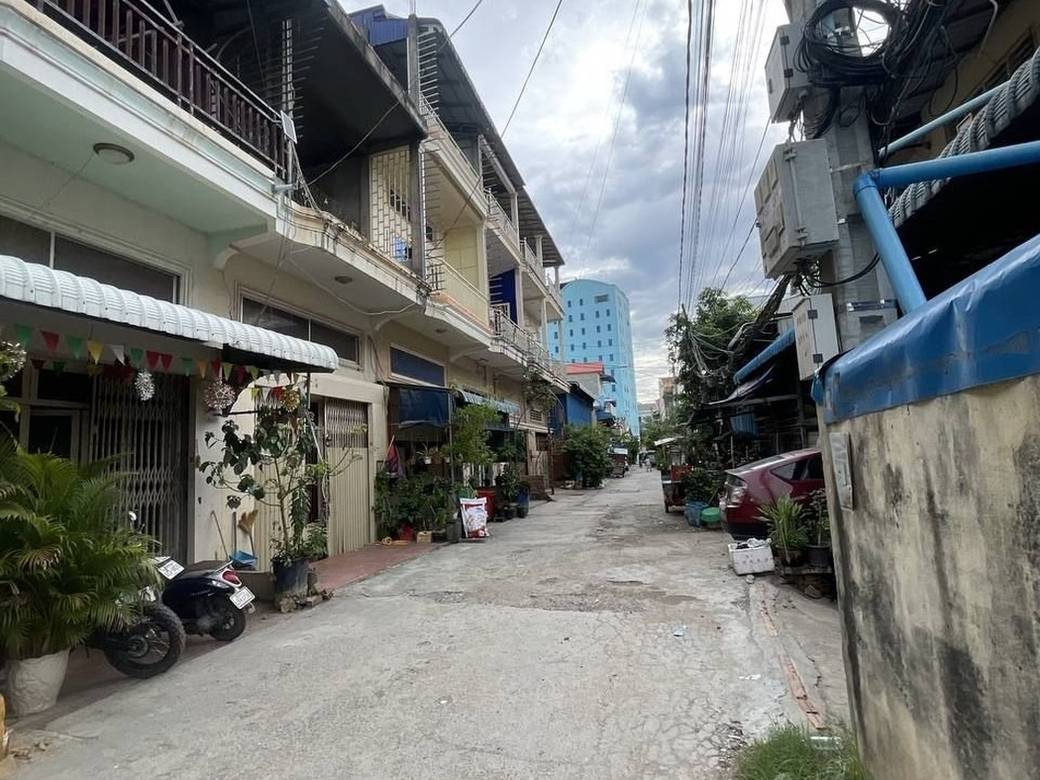 Řadový dům Na prodej in Chak Angrae Kraom, Meanchey, Phnom Penh